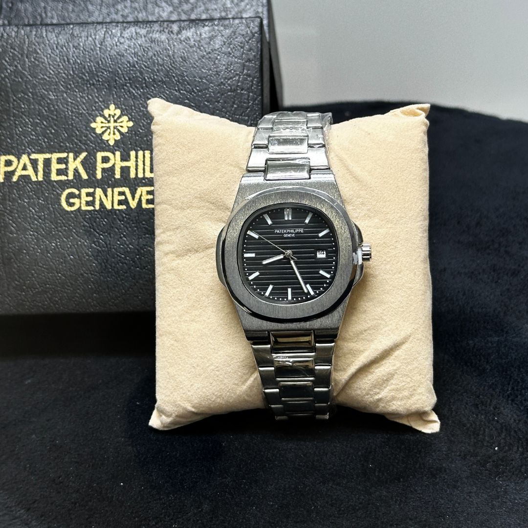 Patek Philippe – bracelet argenté, cadran noire + packaging complet